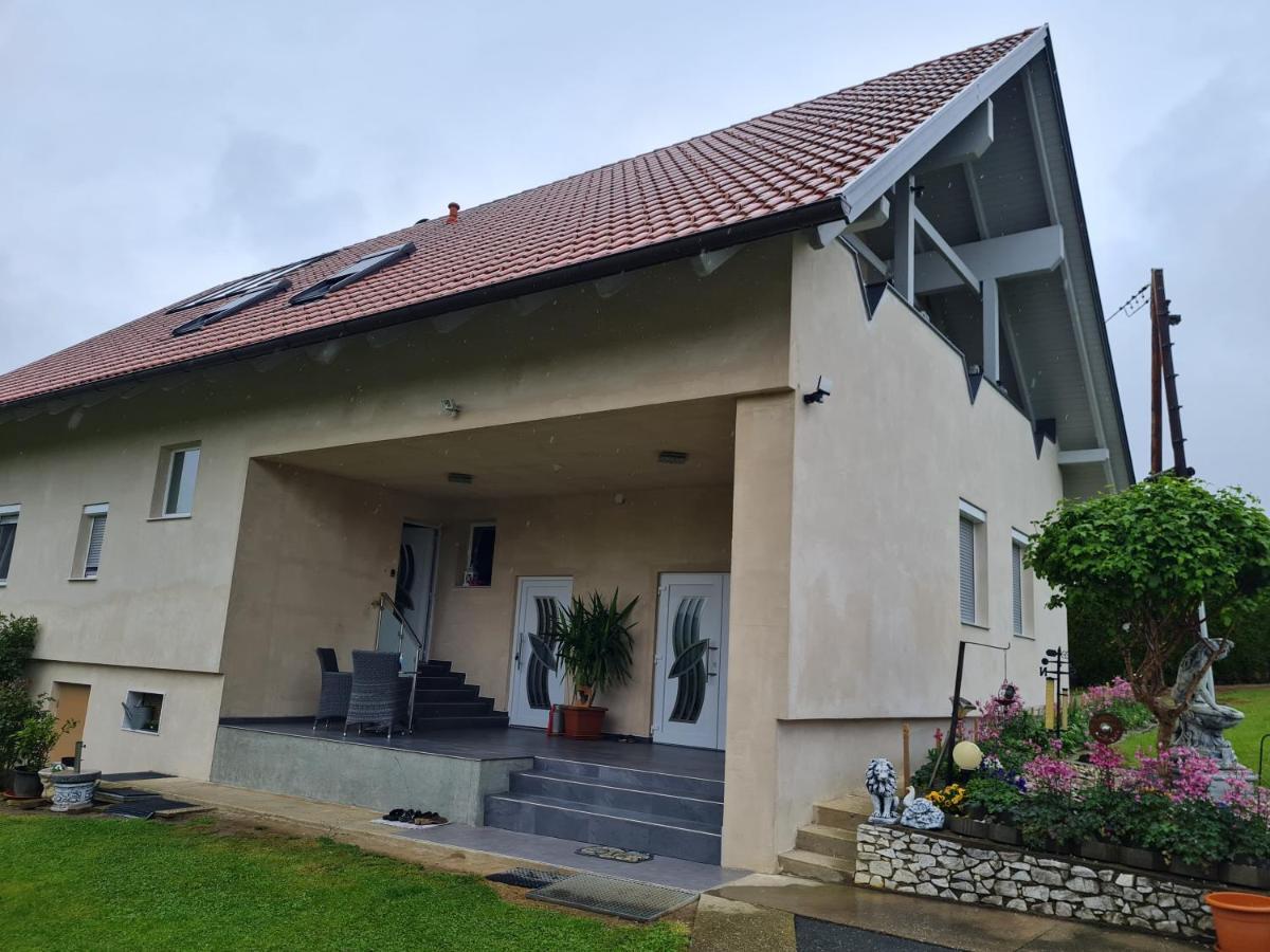 Apartmán Dahoam By Fam. Franz Gamlitz Exteriér fotografie